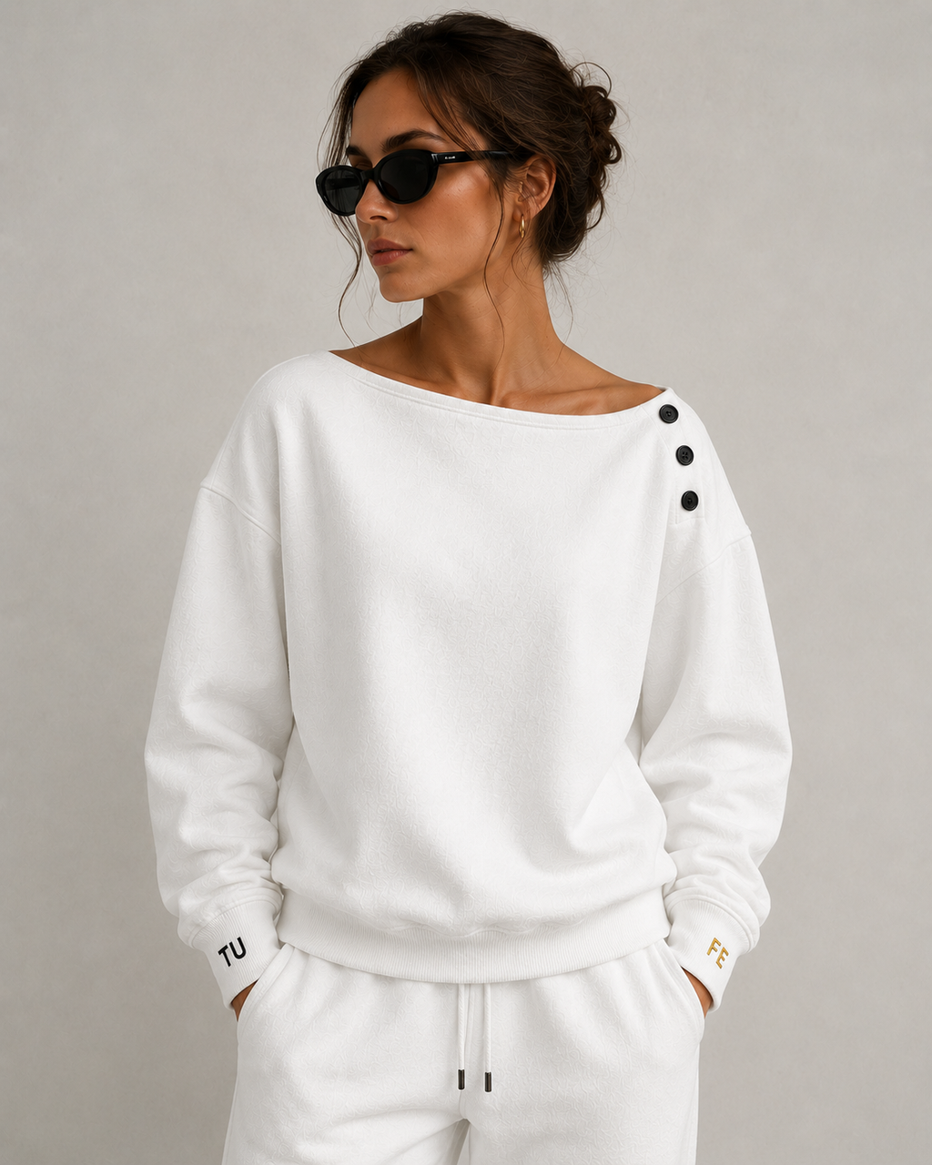 TU FE | Women’s Premium Oversized Sweatshirt – White