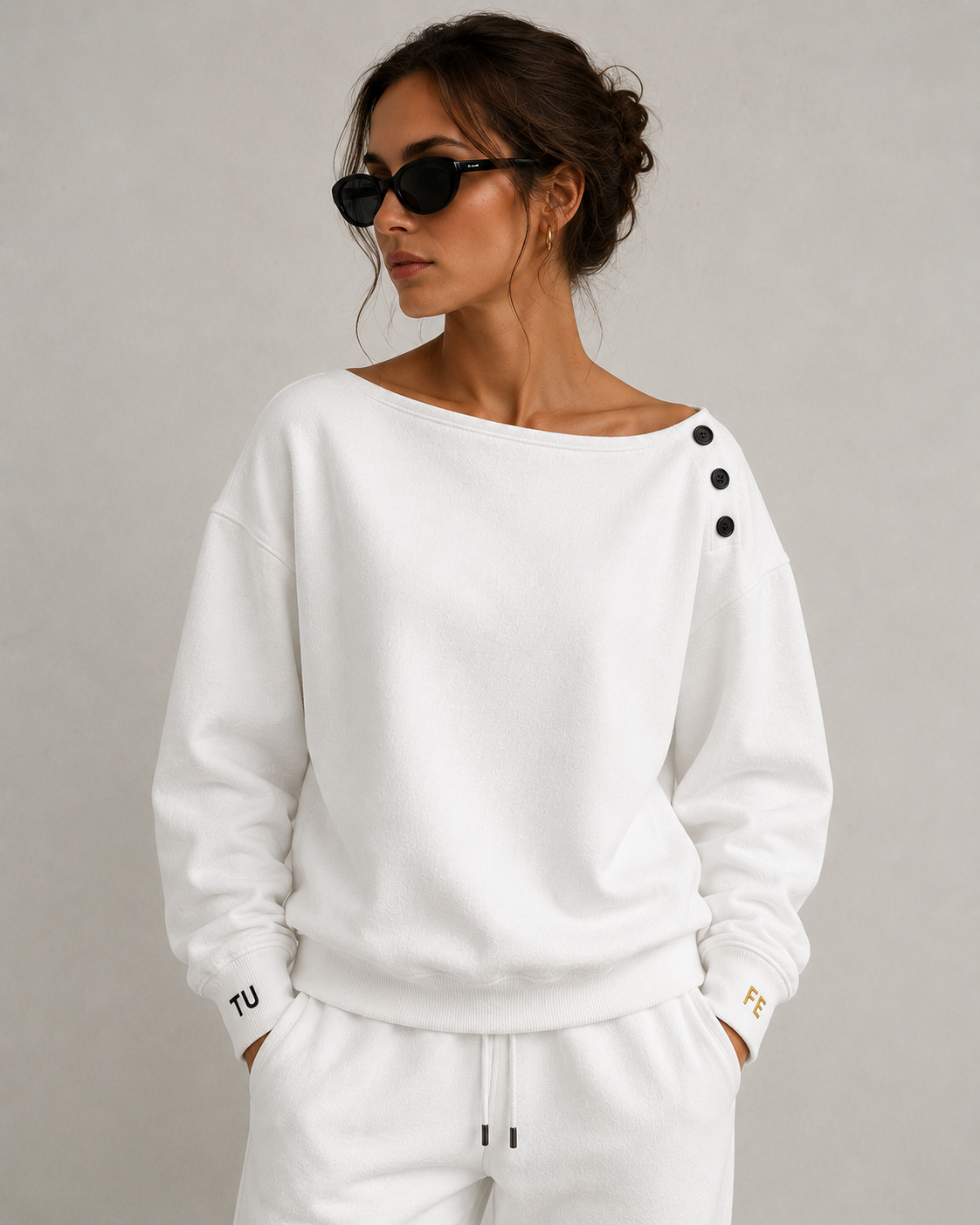 TU FE | Women’s Premium Oversized Sweatshirt – White