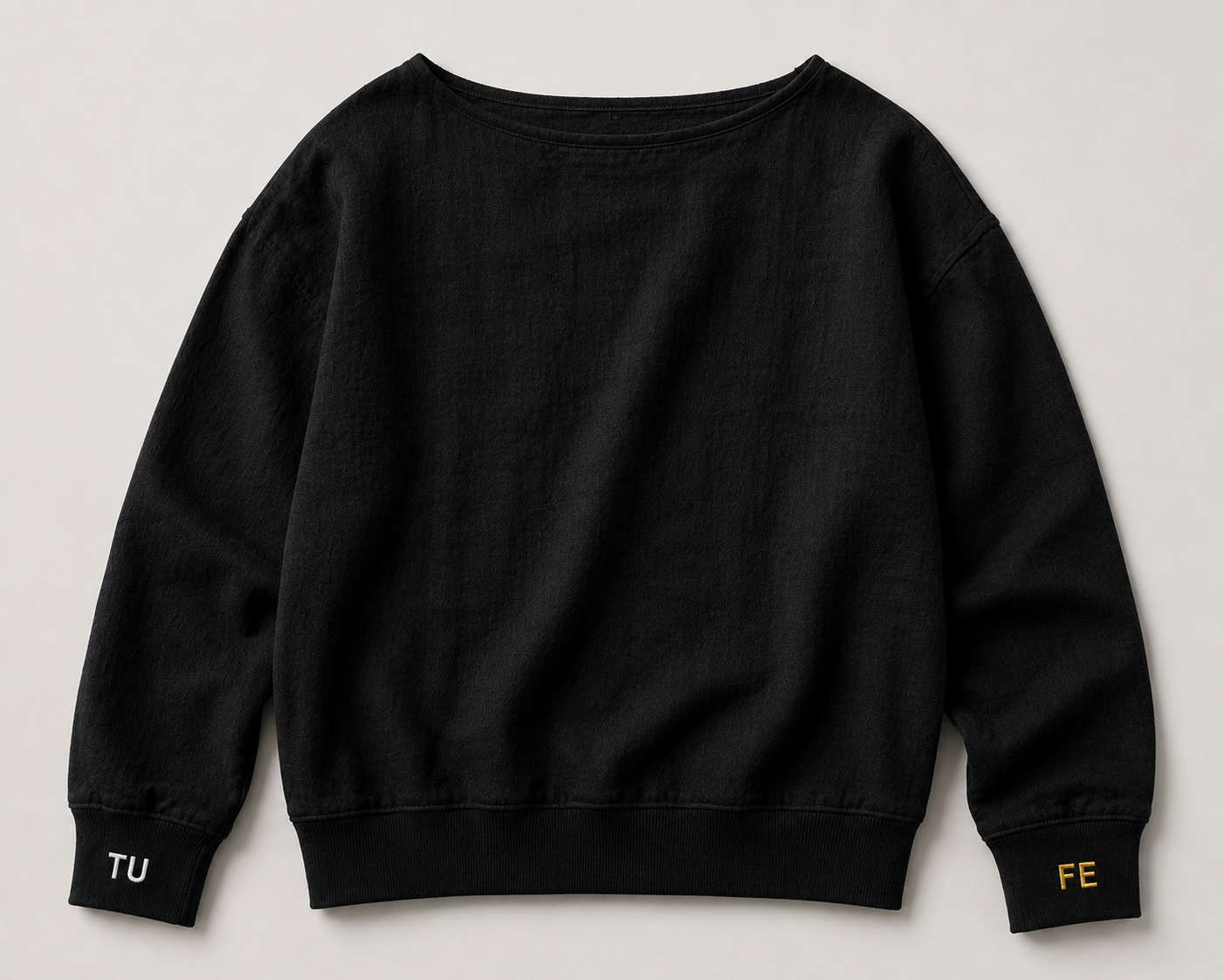 TU FE | Premium Oversized Sweatshirt – Black