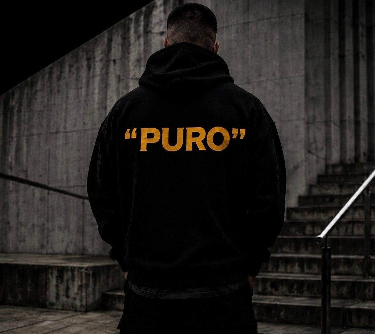 TU FE – Premium Hoodie